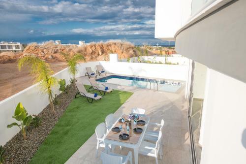 Oli Vine Villas