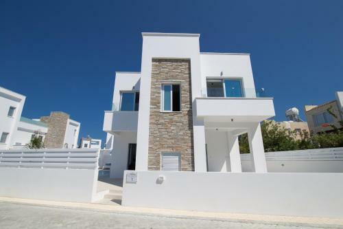 Fig Tree Bay Residences Lantiana Villa 1