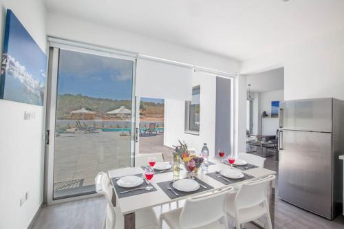 Villa In Protaras Sleeps 10 Includes Swimming Pool And Air Con 7