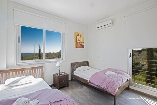 Luxury 4 Bedroom Villa With Private Pool, Protaras Villa 1226