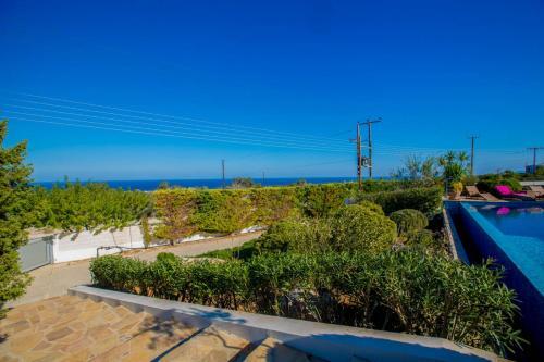 Villa In Protaras Sleeps 8 Includes Swimming Pool And Air Con 1