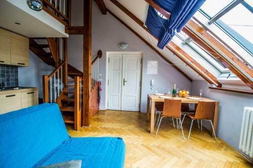 Apartamentos Ruterra Red Roofs View With Garage