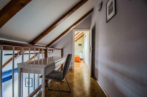 Apartamentos Ruterra Red Roofs View With Garage