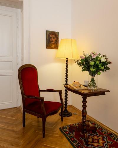 Hip Apartments At Jewish Quarter