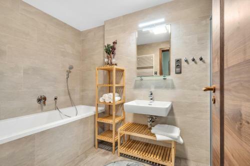 Apartment Ad�lka 102