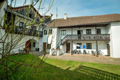 Hostal Penzion U Zlat� Stoky