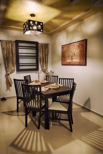 Hostal Pensiunea Contour