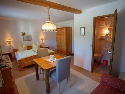 Hostal G�stehaus Madsack - Chiemgau Karte