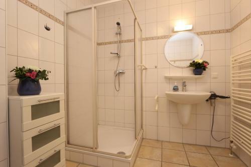 Apartamento Ferienwohnungen Im Reetdachhaus_ D