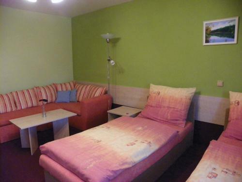 Hostal Hostinec A Penzion U Sv. Mikul�?e
