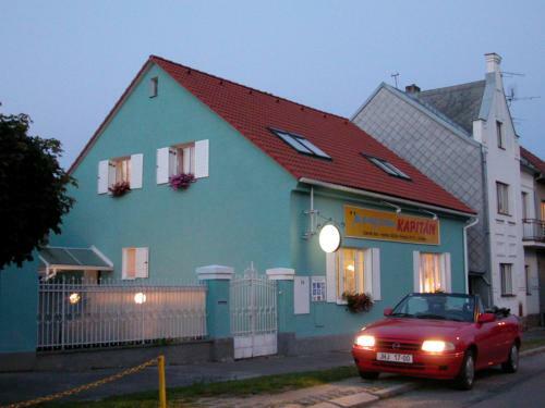 Hostal Penzion Kapitan