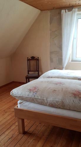 Kleines H�uschen Im Gr�nen