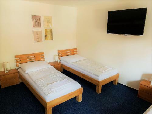 Hostal Mikulov Inn - Penzion Zem?