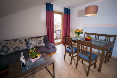 Apartamento Ferienwohnungen Chiemgauer Seengl�ck
