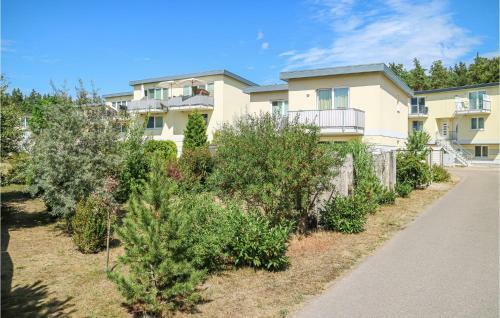 Amazing Apartment In Graal-m�ritz W/ 1 Bedrooms