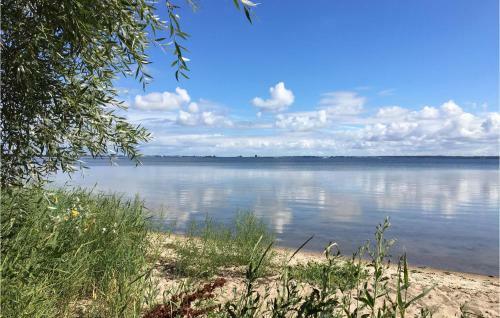 Amazing Apartment In K�hlungsborn With Internet