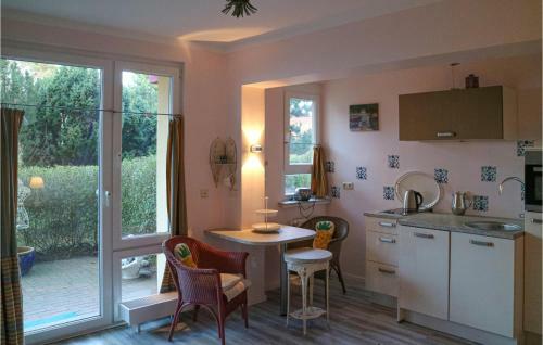 Amazing Apartment In K�hlungsborn With Internet