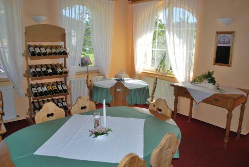 Hotel Neboz�zek