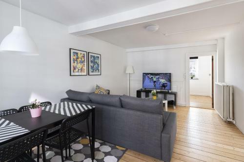 Adnana - Apartment Suite 3 Aalborg Center