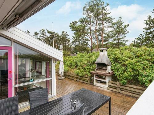 Two-bedroom Holiday Home In Glesborg 6
