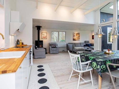 Four-bedroom Holiday Home In Aabenraa 4