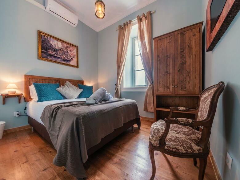 Hostal Casinha Das Flores