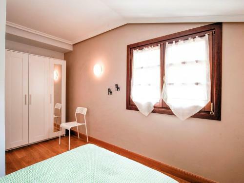 Charming Holiday Home In Arantza Near Forest
