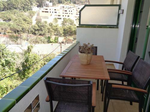 Apartment In Begur Sleeps 4 2 9