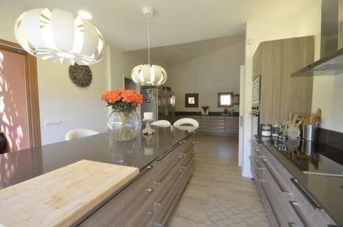 Begur Villa Sleeps 10 With Pool Air Con And Wifi