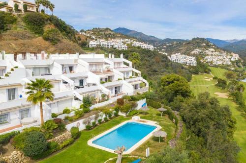 Bright, Modern Apt In La Quinta With Large Terrace