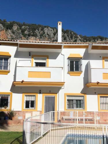 Apartamento Casa Rural Las Rosas de Benaojan