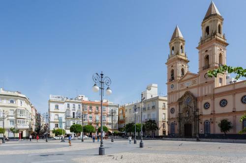 Apartamentos La Brujula By Cadiz4rentals