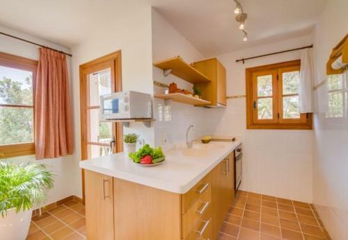 Cala Ratjada Apartment Sleeps 6 With Wifi