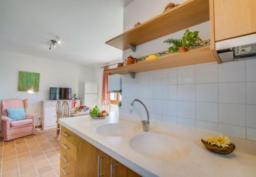 Cala Ratjada Apartment Sleeps 6 With Wifi