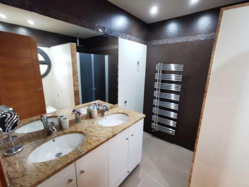Villas Cosette - Villa Canig� Llac Del Cigne