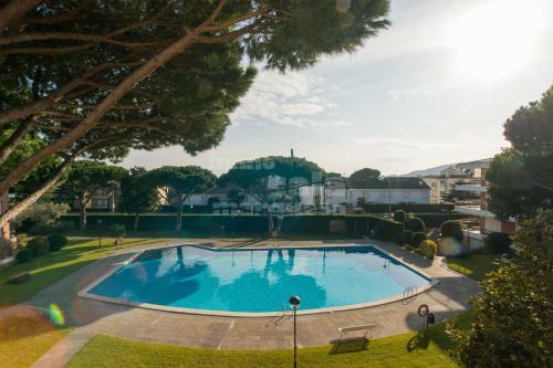 Calella de Palafrugell Apartment Sleeps 4 Pool