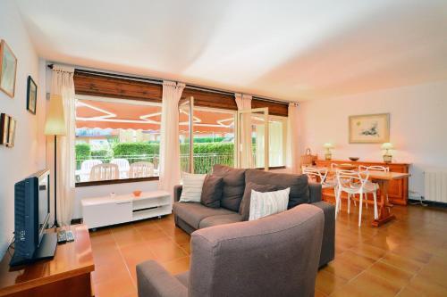 Calella de Palafrugell Apartment Sleeps 4 Pool