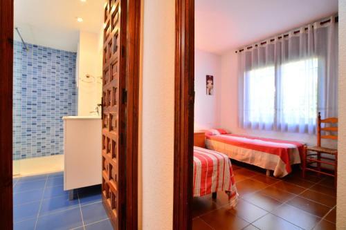 Calella de Palafrugell Apartment Sleeps 4 Pool