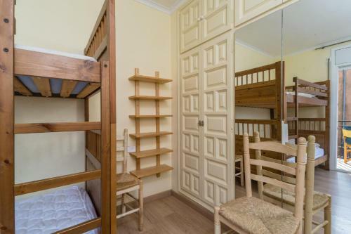Calella de Palafrugell Apartment Sleeps 6 Pool