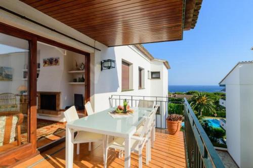Calella de Palafrugell Apartment Sleeps 6 Pool