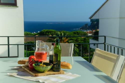 Calella de Palafrugell Apartment Sleeps 6 Pool