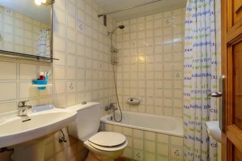 Calella de Palafrugell Apartment Sleeps 6 Pool