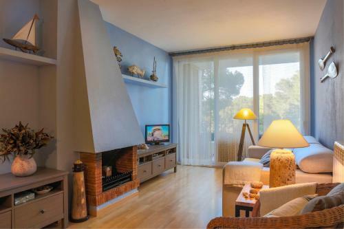 Calella de Palafrugell Apartment Sleeps 5