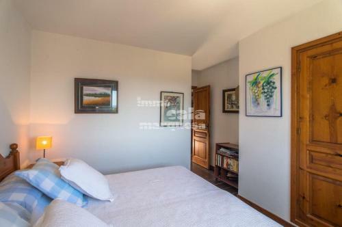 Calella de Palafrugell Apartment Sleeps 7 With Pool