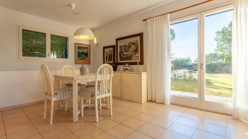 Calella de Palafrugell Holiday Home Sleeps 6