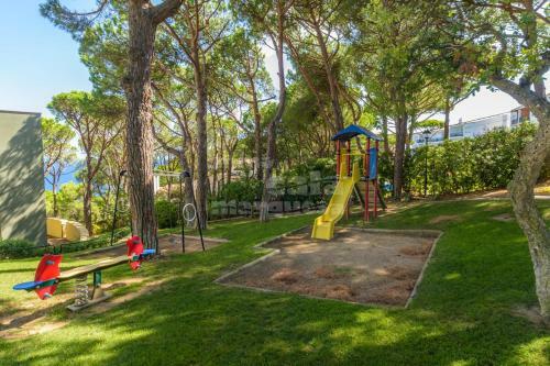 Calella de Palafrugell Apartment Sleeps 5 With Pool