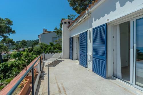 L-3 Calella de Palafrugell 5/ 6 Pax