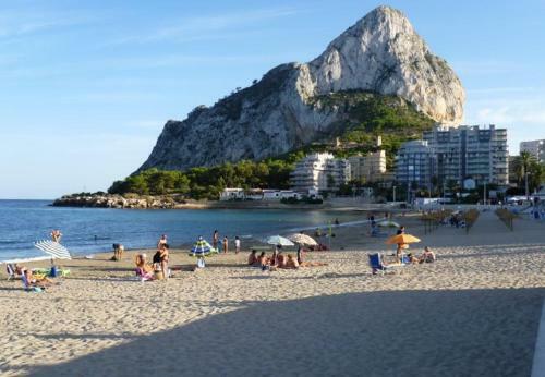 Calpe Villa Sleeps 7 With Pool Air Con And Wifi