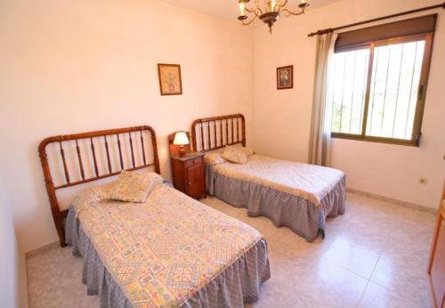 Calpe Villa Sleeps 7 With Pool Air Con And Wifi
