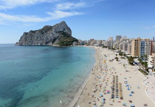 Calpe Villa Sleeps 7 With Pool Air Con And Wifi